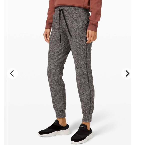 Lululemon - sz 10 - Ready to Rulu Fleece Jogger in Heathered Black, Excellent - Picture 8 of 13
